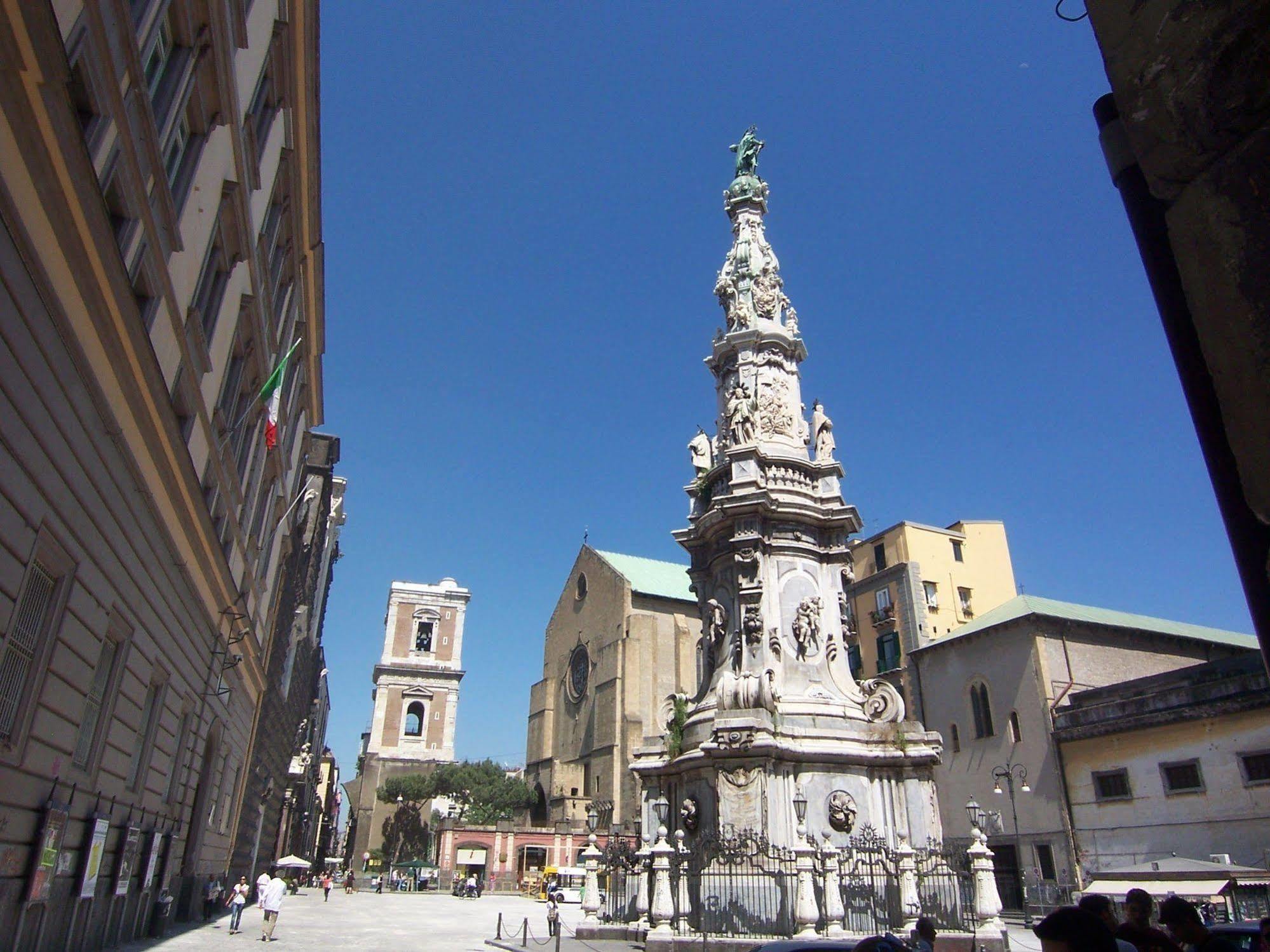 Bed & Breakfast Portanova Napoli Bagian luar foto