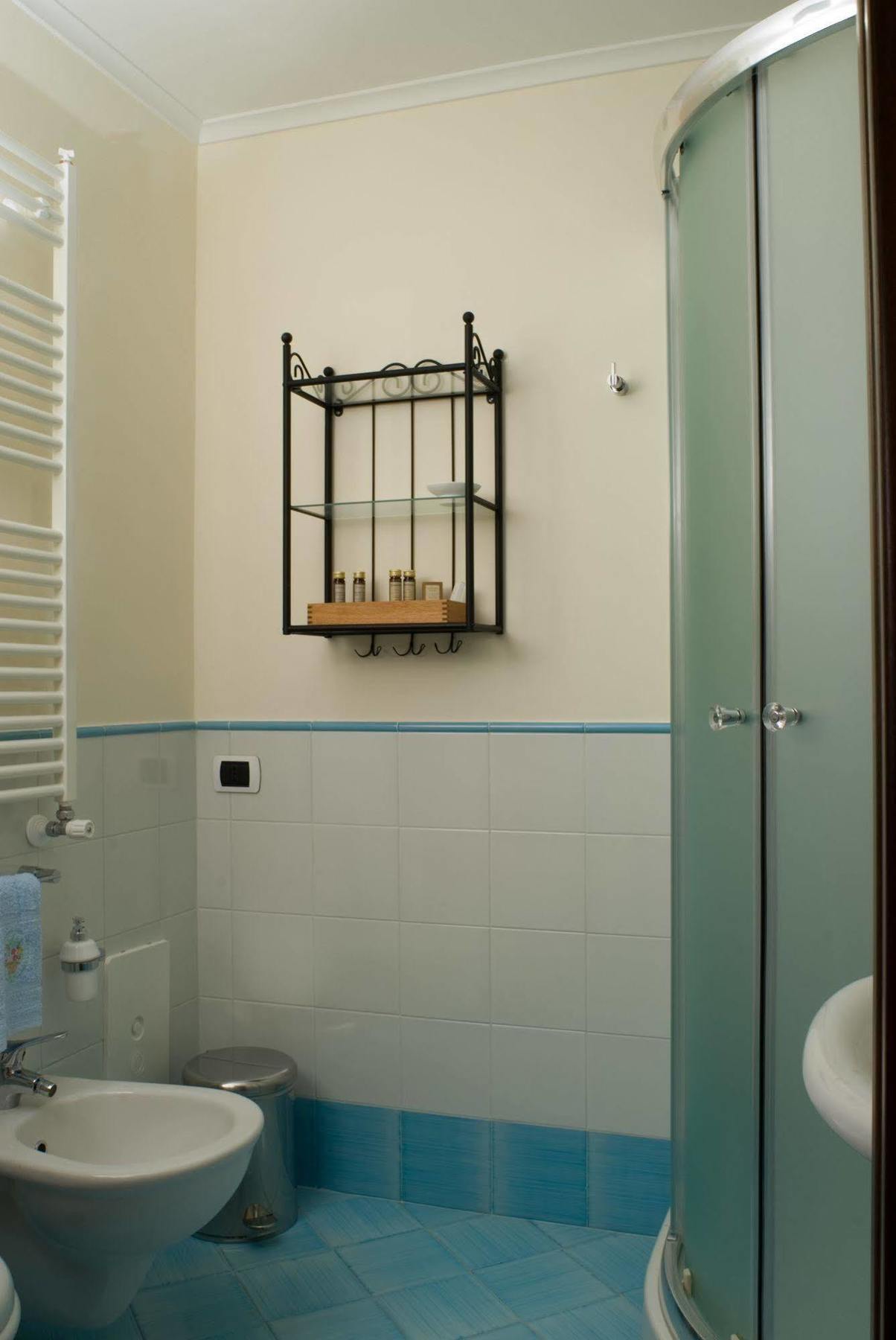 Bed & Breakfast Portanova Napoli Bagian luar foto