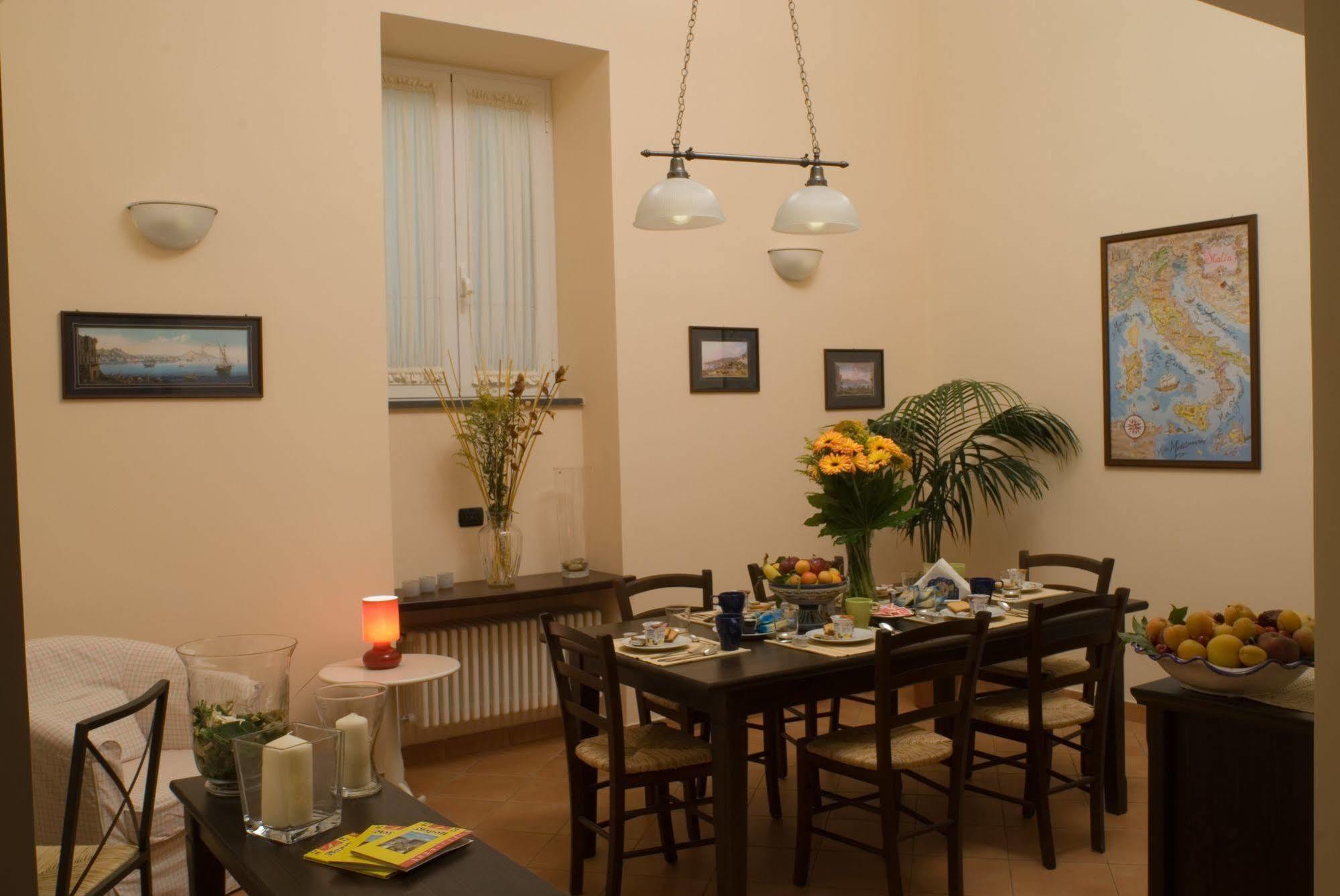 Bed & Breakfast Portanova Napoli Bagian luar foto